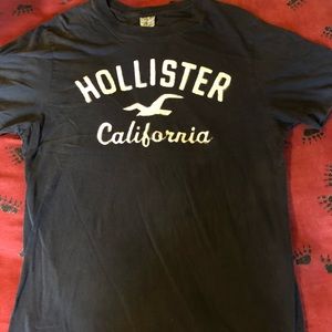 Hollister t-shirt